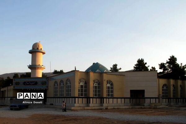 فضای زمستانی اردوگاه شهید آیت اله دستغیب در شیراز