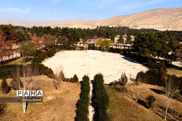 فضای زمستانی اردوگاه شهید آیت اله دستغیب در شیراز