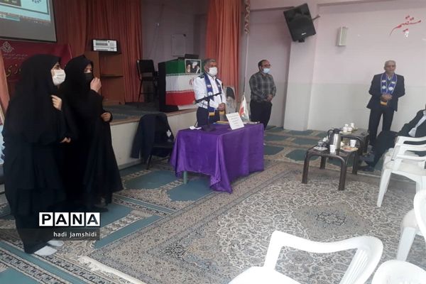 برگزاری جلسه هم‌اندیشی مربیان منطقه جرقویه علیا