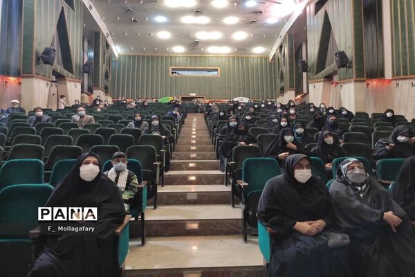برگزاری مراسم سالگرد سردار دلها حاج قاسم سلیمانی و گرامیداشت دهه بصیرت در منطقه 10
