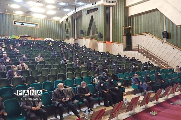 برگزاری مراسم سالگرد سردار دلها حاج قاسم سلیمانی و گرامیداشت دهه بصیرت در منطقه 10