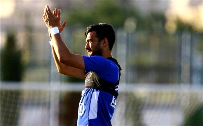 هافبک محبوب استقلالی‌ها راهی لیگ عراق شد