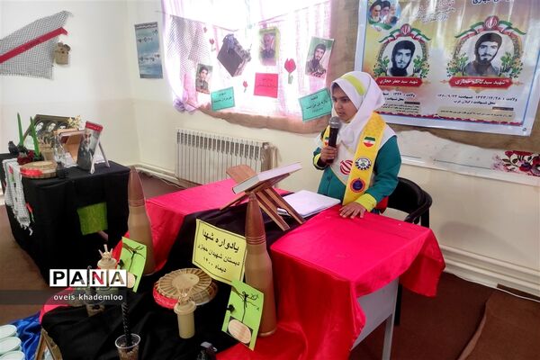 مراسم فاطمیه و شهادت سردار سلیمانی در دبستان شهیدان حجازی گلوگاه