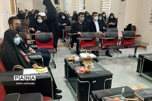 برگزاری کارگاه آموزشی جنگ شناختی در آموزش و پرورش رودهن