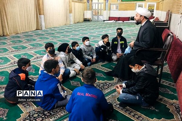 برقراری ارتباط بین مدرسه و مسجد در آموزش و پرورش رودهن