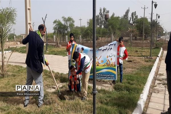آیین گرامیداشت روز درختکاری و هفته منابع طبیعی در خوزستان