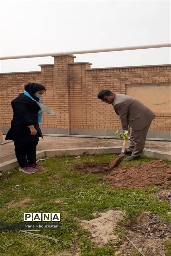 آیین گرامیداشت روز درختکاری و هفته منابع طبیعی در خوزستان