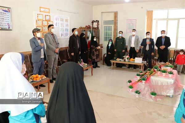 آیین گرامیداشت روز پاسدار در مدارس شهرستان آباده