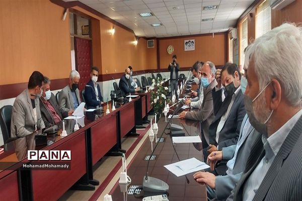 امضای تفاهم‌نامه همکاری اداره ورزش و جوانان با آموزش و پرورش کاشمر