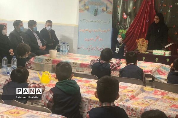کاشت نهال در مراکز پیش‌دبستانی ناحیه یک شهرری