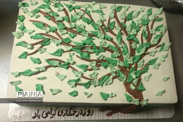 کاشت نهال در مراکز پیش‌دبستانی ناحیه یک شهرری