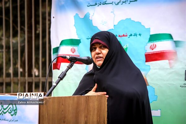 آیین روز درختکاری در اردوگاه شهید چمران تهران