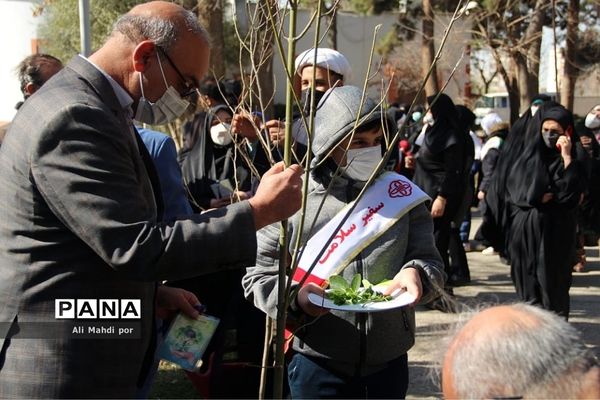مراسم روز درختکاری در شهرری