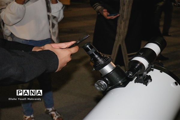 گردهمایی زیر طاق آسمان در امیدیه