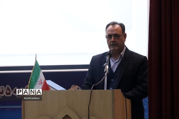 تجلیل از فعالان تربیتی فرهنگی ناحیه پنج تبریز