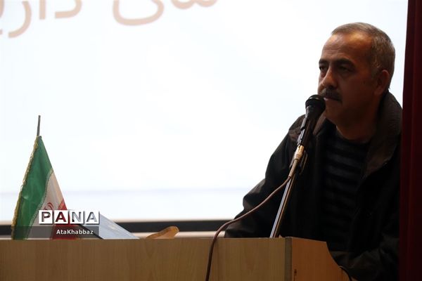 تجلیل از فعالان تربیتی فرهنگی ناحیه پنج تبریز