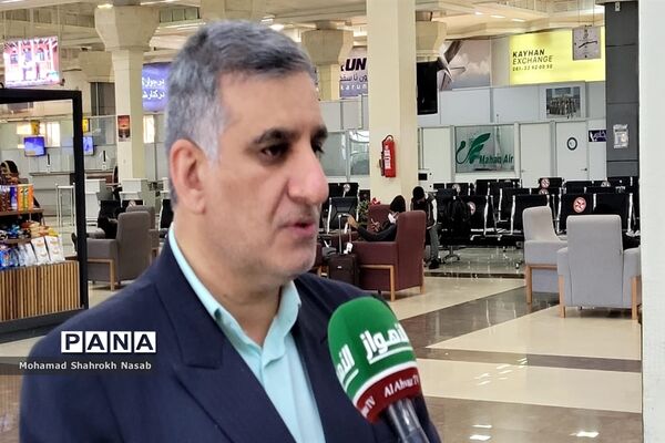 آیین استقبال از دانش‌آموز پیشتاز قرآنی جهان اسلام در اهواز