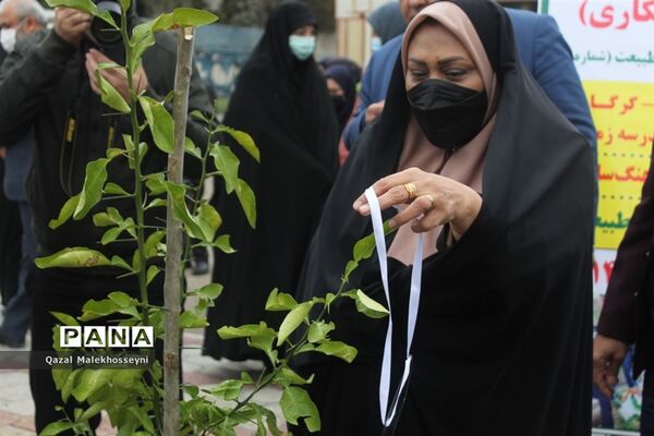 جشن تولد زمین در گلستان