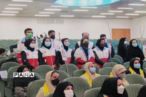 روز درختکاری در اصفهان