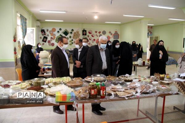 نمایشگاه خانواده ایرانی، تولیدات ایرانی در هنرستان فرزانگان شهرستان بهبهان