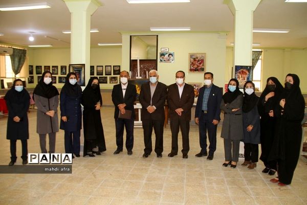 نمایشگاه خانواده ایرانی، تولیدات ایرانی در هنرستان فرزانگان شهرستان بهبهان