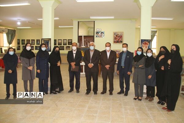 نمایشگاه خانواده ایرانی، تولیدات ایرانی در هنرستان فرزانگان شهرستان بهبهان