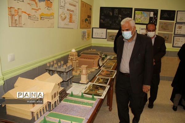 نمایشگاه خانواده ایرانی، تولیدات ایرانی در هنرستان فرزانگان شهرستان بهبهان