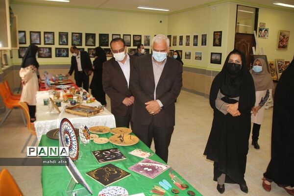 نمایشگاه خانواده ایرانی، تولیدات ایرانی در هنرستان فرزانگان شهرستان بهبهان