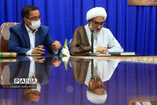 تقدیر امام جمعه شهرستان زابل از برگزیدگان جشنواره یاوران انقلاب