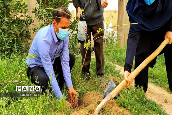 آیین درختکاری در ناحیه 2 اهواز