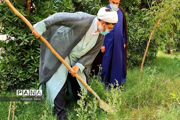 آیین درختکاری در ناحیه 2 اهواز