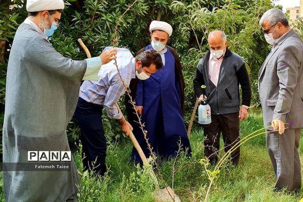 آیین درختکاری در ناحیه 2 اهواز