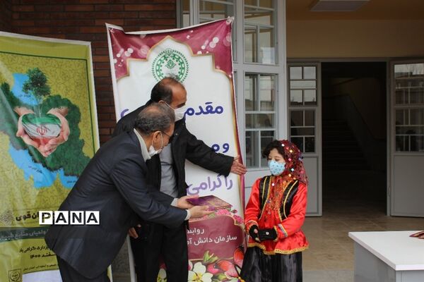 مراسم روز درختکاری