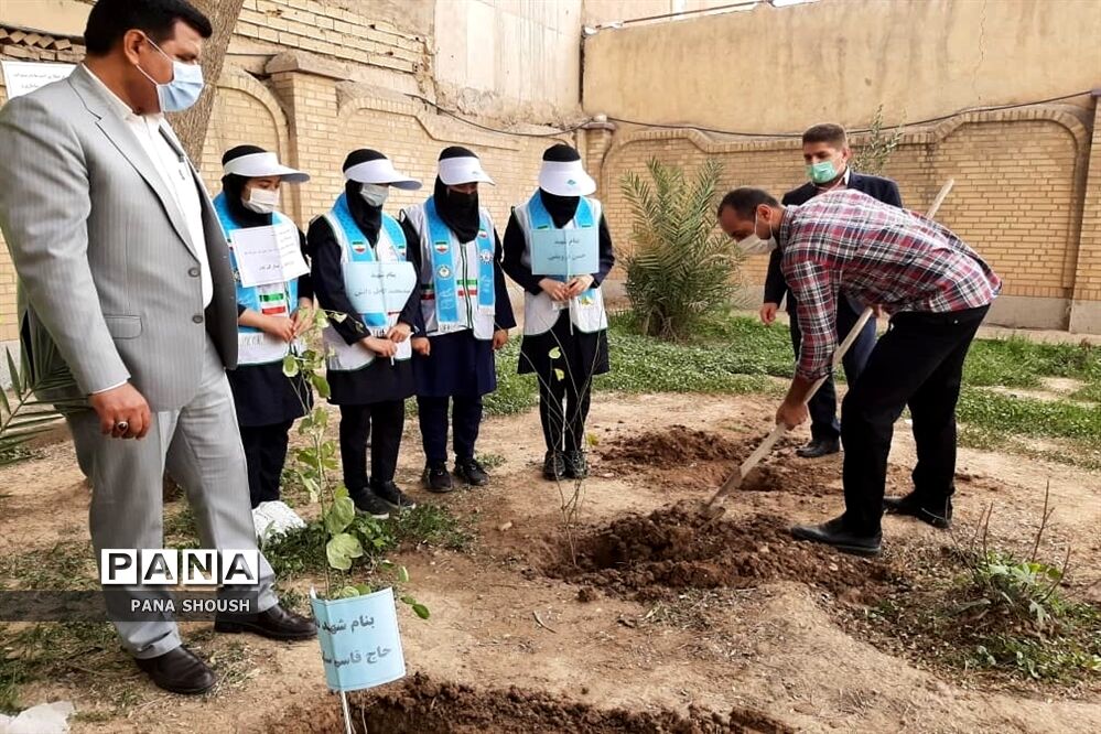آیین هفته درختکاری در شهرستان شوش