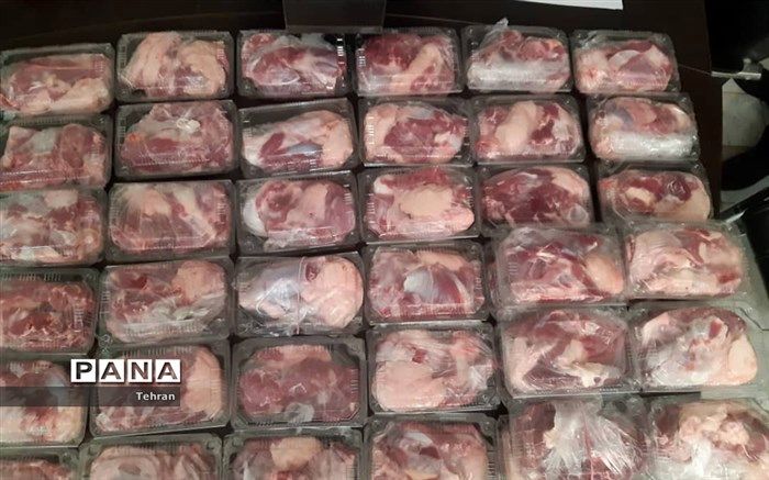 توزیع ۱۶۲ بسته گوشت قربانی توسط خادمیاران رضوی منطقه ۱۴
