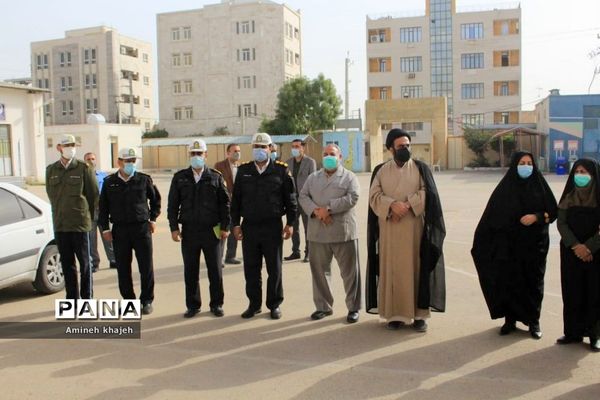 نمایشگاه آثار هنری دانش‌آموزان در بوشهر