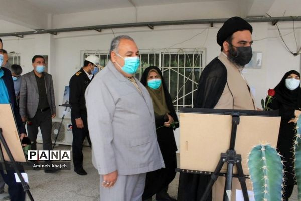 نمایشگاه آثار هنری دانش‌آموزان در بوشهر