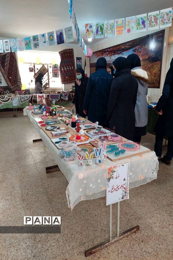 جشنواره خوارزمی ( محور بازارچه  کسب و کار دانش‌آموزی)