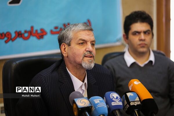 نشست خبری خانه احزاب  با موضوع تحولات جهان، روسیه و اوکراین