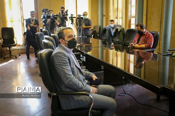 نشست خبری خانه احزاب  با موضوع تحولات جهان، روسیه و اوکراین