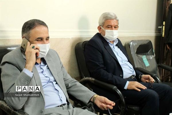 نشست معاون پارلمانی وزارت آموزش و پرورش با راهبران آموزشی استان در اهواز