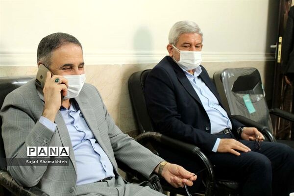 نشست معاون پارلمانی وزارت آموزش و پرورش با راهبران آموزشی استان در اهواز