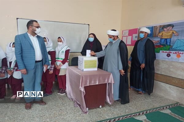برگزاری جشن نیکوکاری در دبستان حضرت مریم(س) حمیدیه