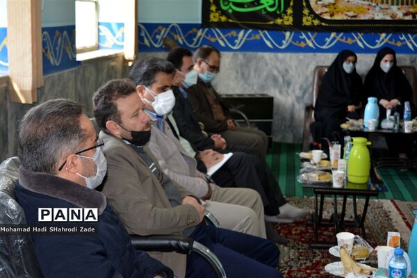 مراسم تقدیر از همکاران حوزه پرورشی مدارس و اداره ناحیه یک مشهد مقدس