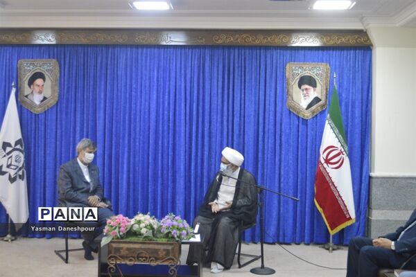 دیدار سرپرست معاونت پرورشی و فرهنگی وزارت آموزش و پرورش با نماینده ولی فقیه در استان بوشهر