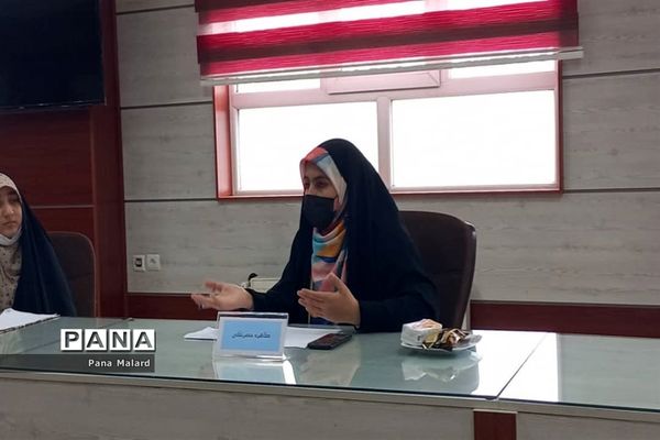 برگزاری مناظره دانش‌آموزی دختران در منطقه ملارد