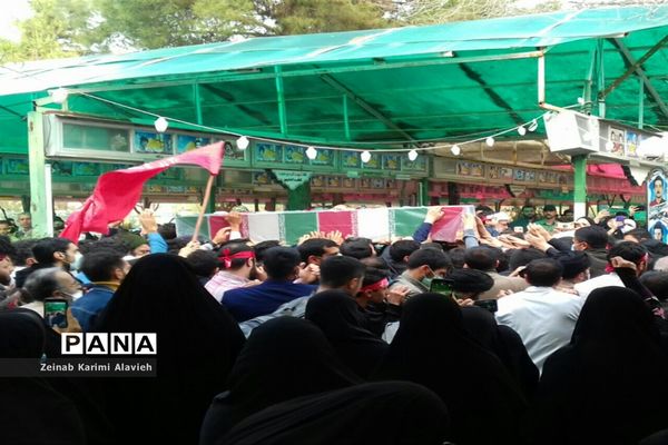تشییع پیکر شهید مدافع حرم «احسان کربلایی پور» در قم