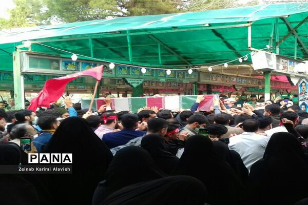 تشییع پیکر شهید مدافع حرم «احسان کربلایی پور» در قم