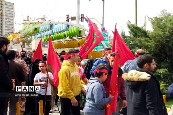 تشییع پیکر شهید مدافع حرم «احسان کربلایی پور» در قم