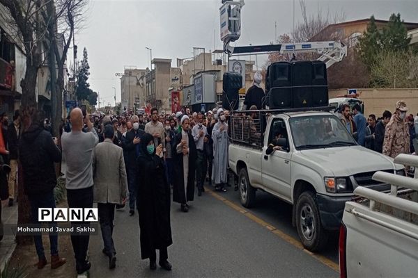 تشییع پیکر شهید مدافع حرم «احسان کربلایی پور» در قم